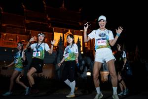 BIB: 072
                            <button type="button" onclick="openModal(22280372)" class="btn btn-primary btn-sm float-right btn-popup" data-toggle="modal" data-target=".modal-high-quality">
                        <i class="fas fa-shopping-cart"></i> Add to Cart
                    </button>
                                            <button type="button" onclick="isThisMe(22280372, true)" class="btn btn-success btn-sm float-right btn-popup btn-isme hidden" data-toggle="tooltip" data-placement="bottom" title="นี่คือรูปของคุณใช่ไหม คลิกที่นี่เพื่อเอาเข้าอัลบั้ม">
                        <i class="fas fa-plus"></i> Add to album
                    </button>
                    <button type="button" onclick="isThisMe(22280372, false)" class="btn btn-warning btn-sm float-right btn-popup btn-isnotme hidden">
                        <i class="fas fa-ban"></i> Remove from album
                    </button>